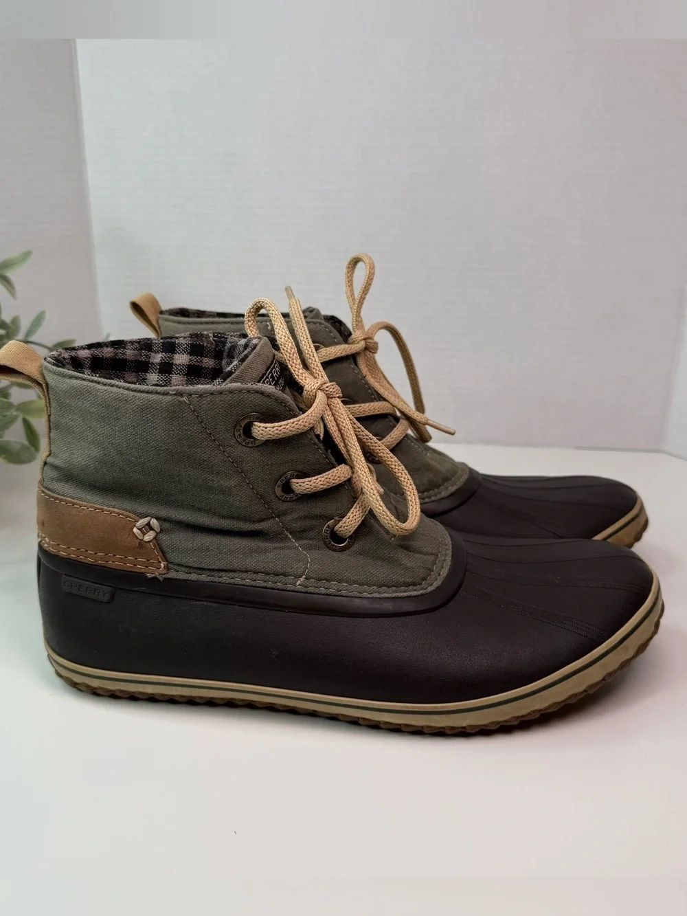 Sperry Top-Sider Schooner 3-Eye Duck Boot Women's Size 11M Rubber Wool Plaid